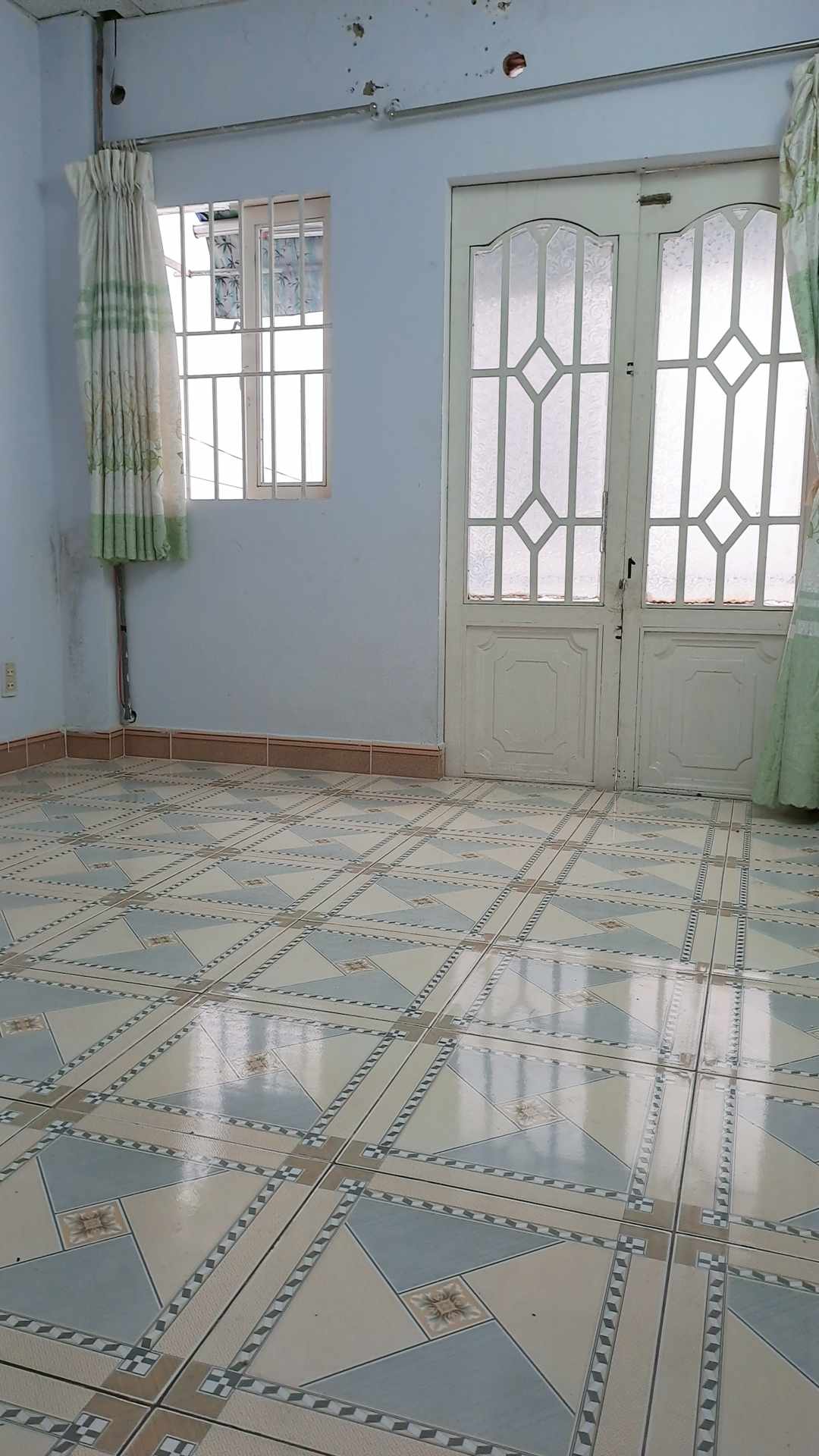 Bán nhà nhỏ hẻm 2,5m Bùi Quang Là 24m2 – Giá 2,73 Tỷ